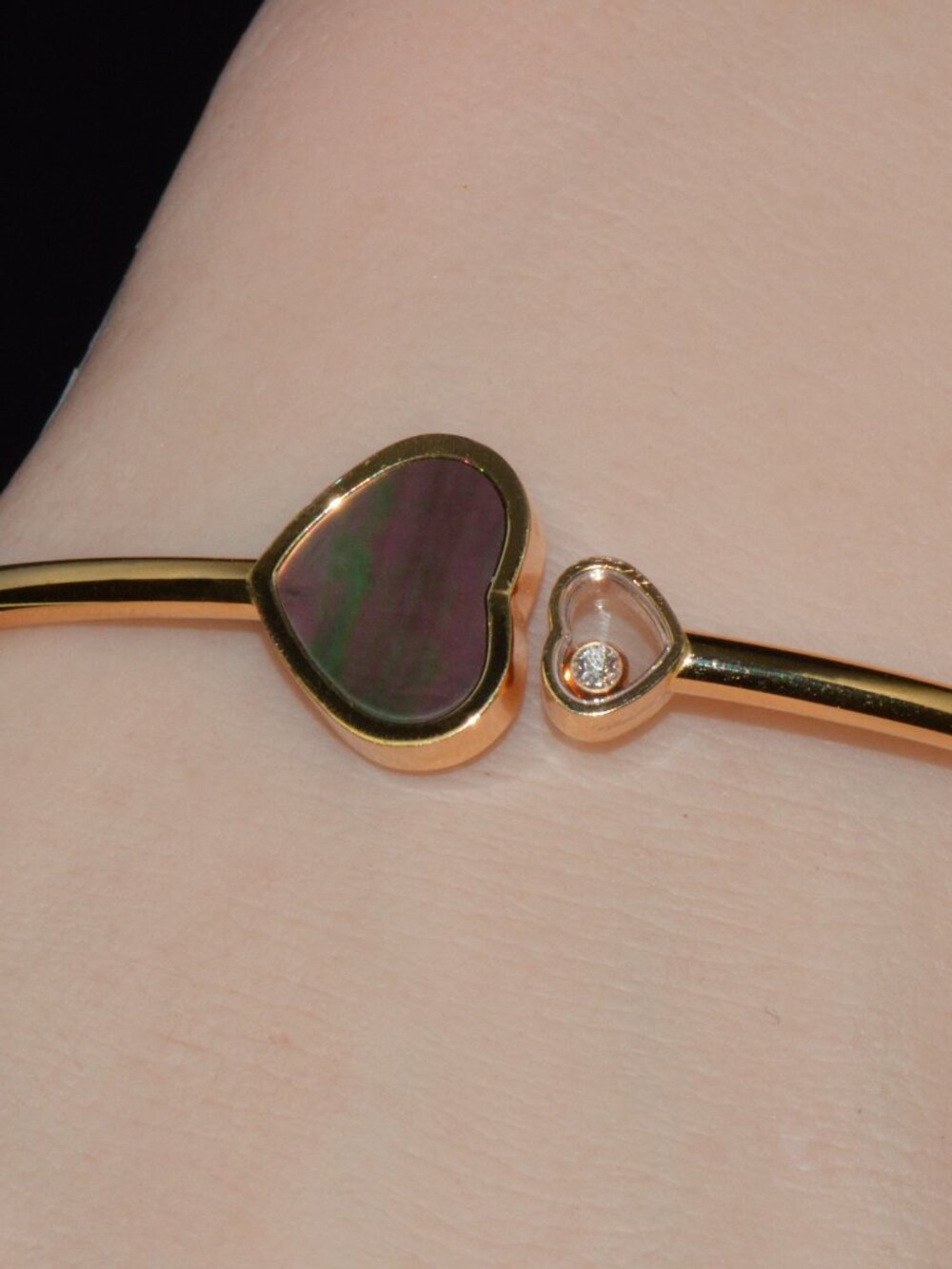 Chopard Happy Hearts Tahitian Mother-of-Pearl Diamond 18K Rose Gold Bangle - Picture 7 of 16